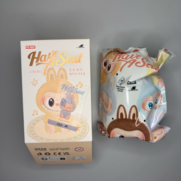 POP MART THE MONSTERS Labubu Have A Seat HEHE - Picture 3 of 10